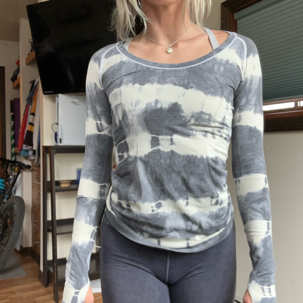 Lululemon swoopneck Gray Tie-Dye Women's long sleeve